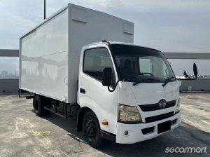 Hino XZU710R (COE till 08/2030)