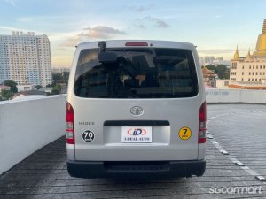 Toyota Hiace 2.0A DX
