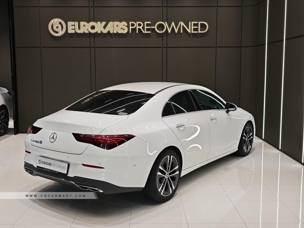 Mercedes-Benz CLA-Class CLA180 Mild Hybrid Progressive