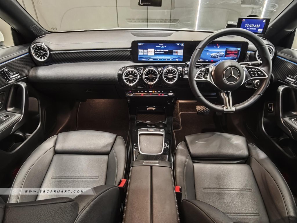 Mercedes-Benz CLA-Class CLA180 Mild Hybrid Progressive