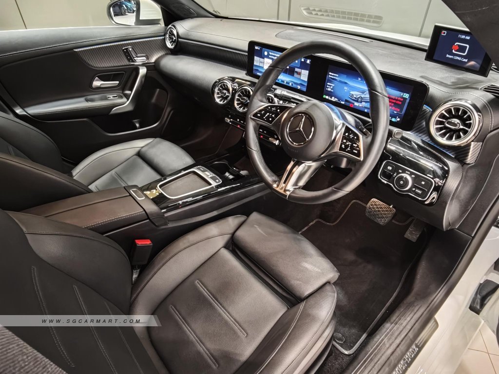 Mercedes-Benz CLA-Class CLA180 Mild Hybrid Progressive