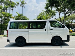 Toyota Hiace 3.0A DX (COE till 06/2030)