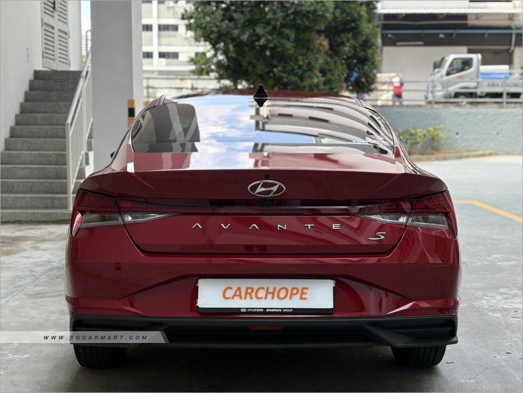Hyundai Avante 1.6A S