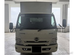 Hino XZU710R