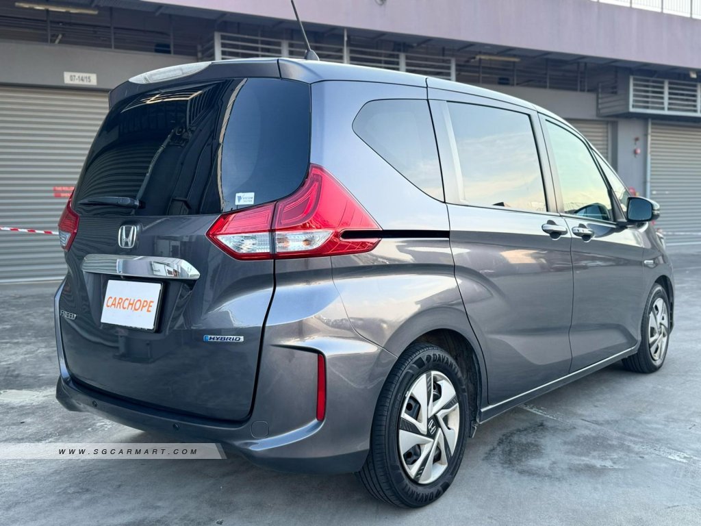 Honda Freed Hybrid 1.5A G 7-Seater