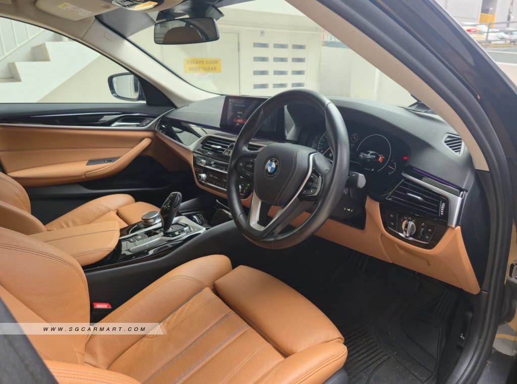 BMW 5 Series 520i