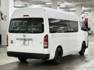Toyota Hiace Commuter 3.0A GL (COE till 08/2030)