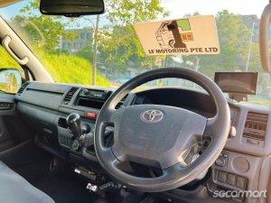 Toyota Hiace 3.0M (COE till 08/2030)