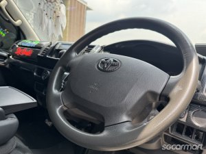 Toyota Hiace 3.0A