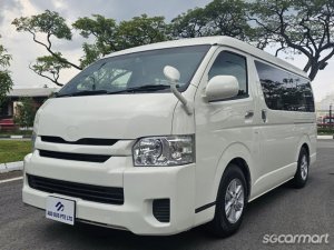 Toyota Hiace 3.0A Super GL