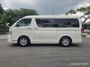 Toyota Hiace 3.0A Super GL