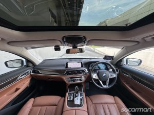 BMW 7 Series 730Li Sunroof