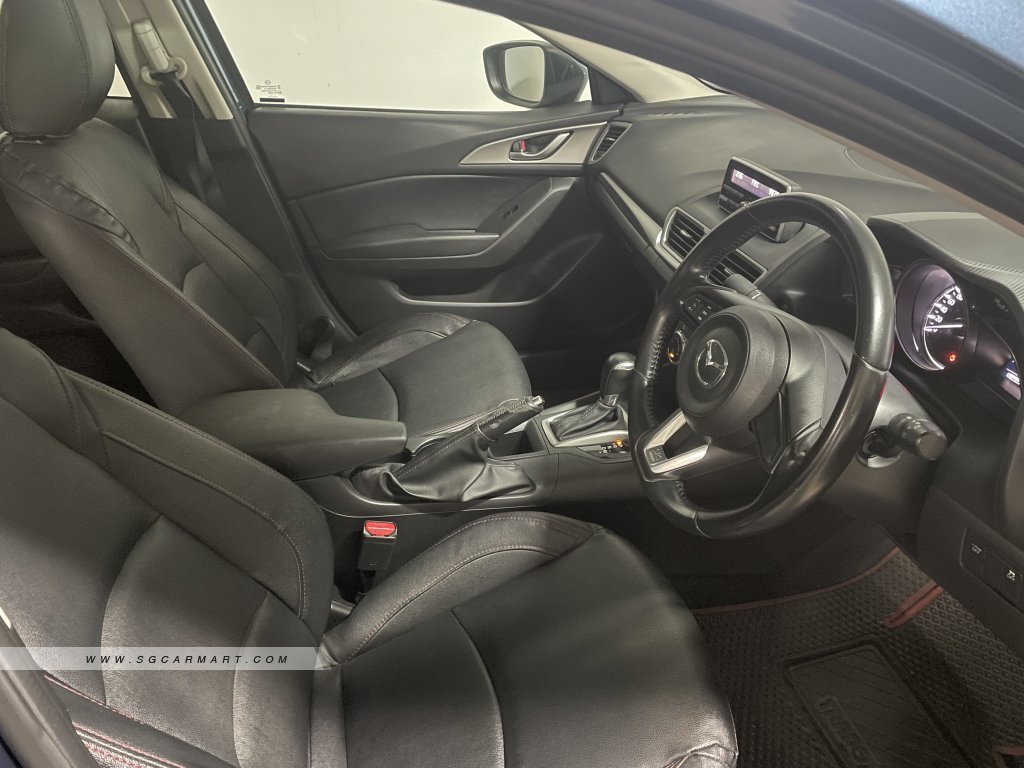 Mazda 3 1.5A Sunroof