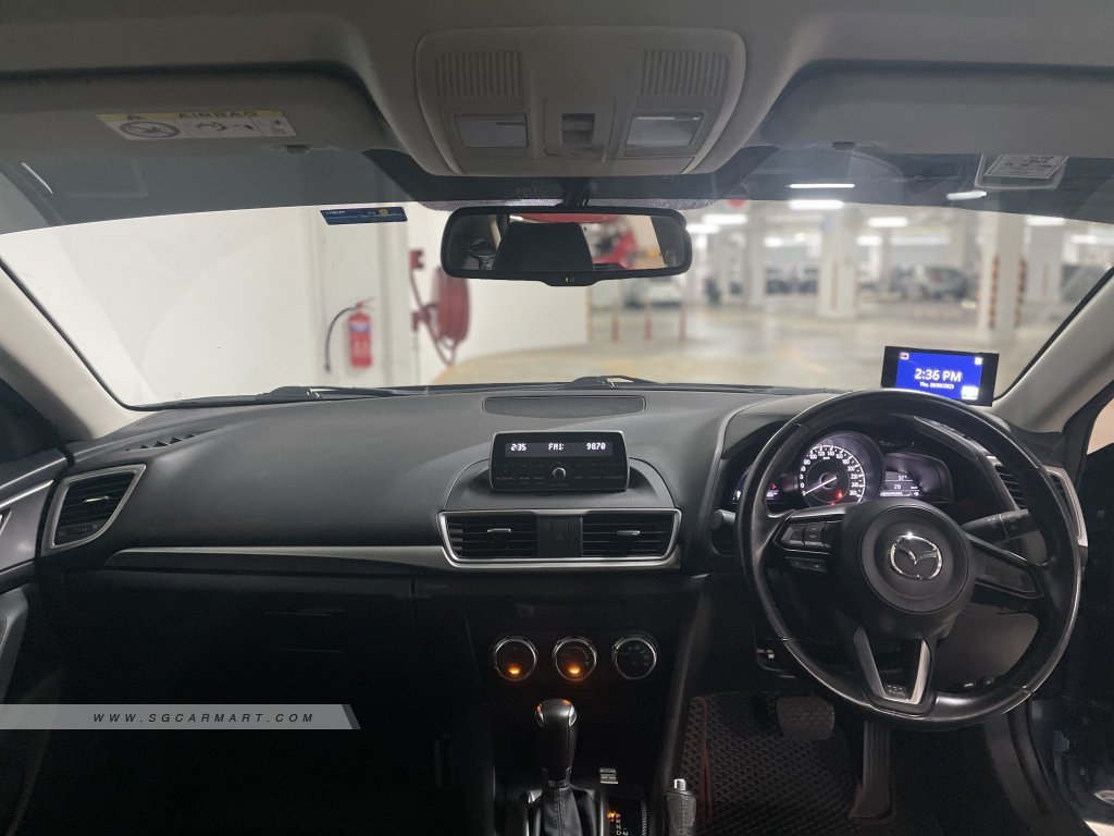 Mazda 3 1.5A Sunroof
