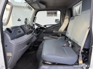 Mitsubishi Fuso Canter FEA01