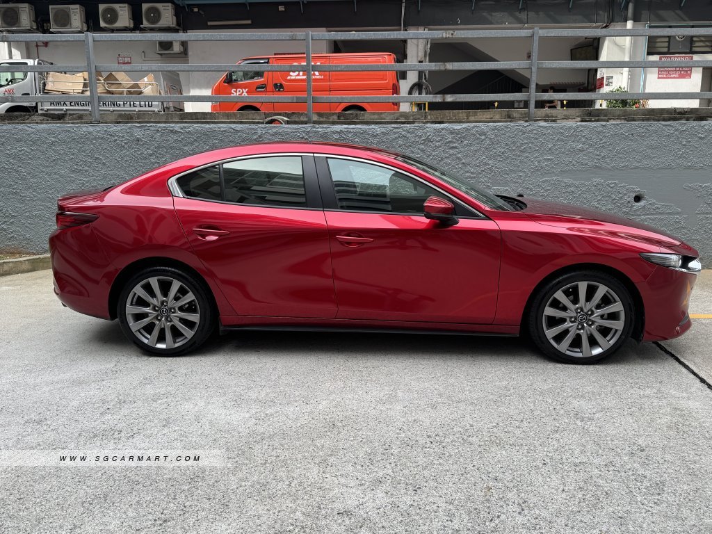 Mazda 3 Mild Hybrid 1.5A Elegance Sunroof