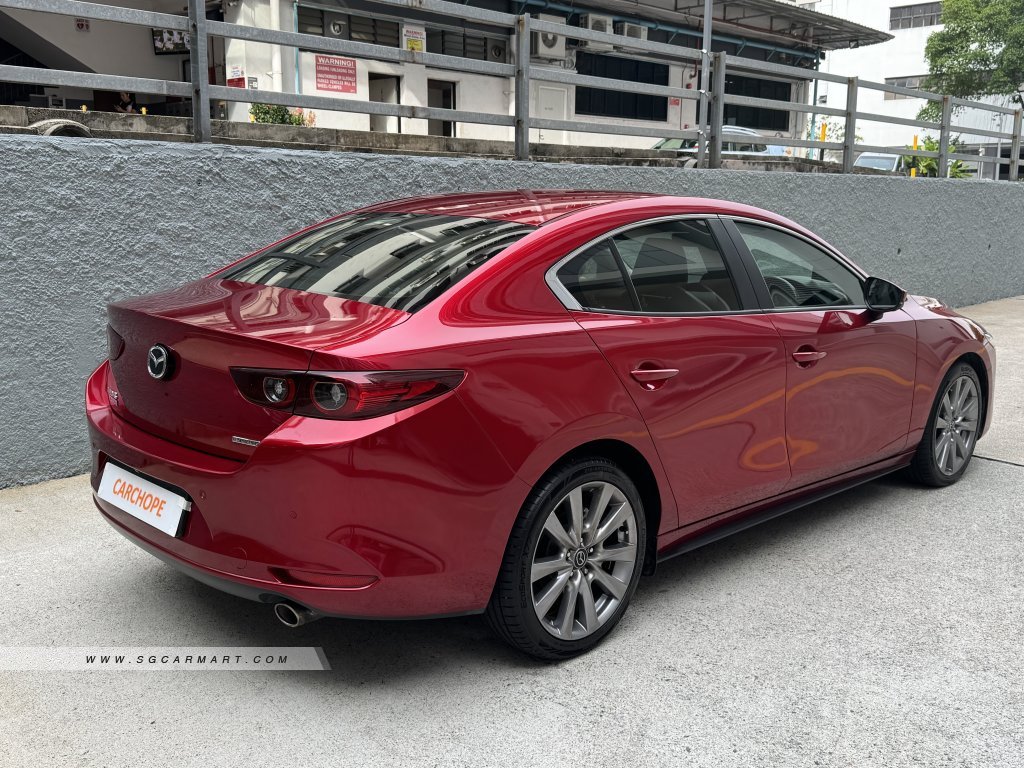 Mazda 3 Mild Hybrid 1.5A Elegance Sunroof