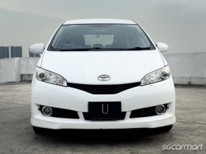 Toyota Wish 2.0A (COE till 09/2030)-thumbnail