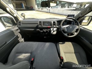 Toyota Hiace 2.8A DX