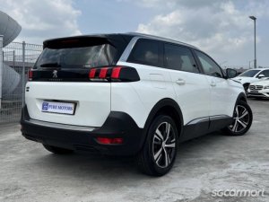 Peugeot 5008 1.6A Puretech EAT8 Active