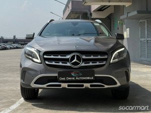 Mercedes-Benz GLA-Class GLA180 Urban Edition-thumbnail