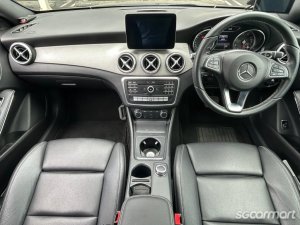 Mercedes-Benz CLA-Class CLA180 Urban