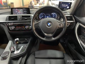 BMW 3 Series 318i Shadow Edition