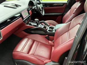 Porsche Cayenne Coupe 3.0A Tip