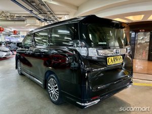Toyota Vellfire 2.5A Elegance Moonroof (New 10-yr COE)