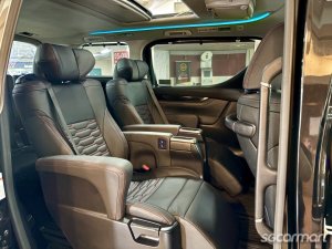 Toyota Vellfire 2.5A Elegance Moonroof (New 10-yr COE)