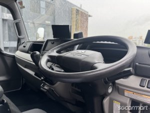 Mitsubishi Fuso Canter FEB21