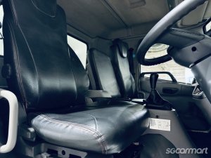 UD Trucks MKB8E (New 5-yr COE)
