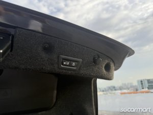 BMW 5 Series 523i (COE till 10/2031)
