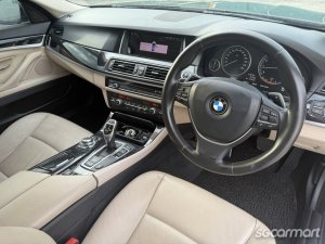 BMW 5 Series 523i (COE till 10/2031)
