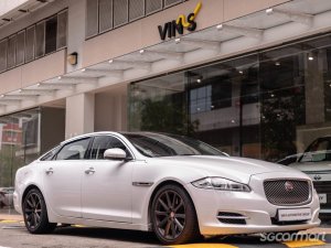 Jaguar XJ Diesel 3.0A Premium Luxury LWB (COE till 09/2030)