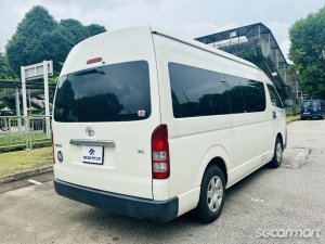Toyota Hiace Commuter 3.0A GL