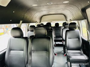 Toyota Hiace Commuter 3.0A GL