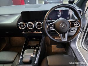 Mercedes-Benz B-Class B180 Progressive