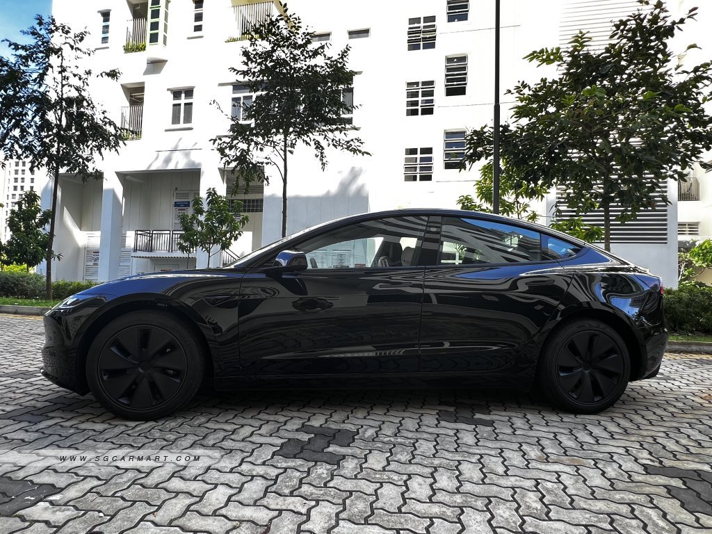 Tesla Model 3 Electric RWD