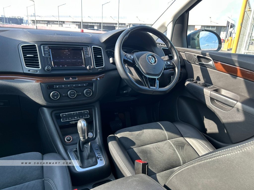 Volkswagen Sharan 2.0A TSI Panoramic Roof