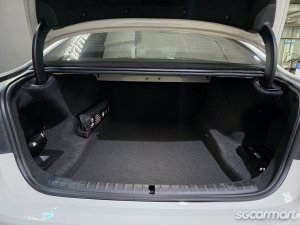 BMW 5 Series 520i