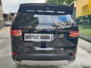 Land Rover Discovery 3.0A HSE 7-Seater Sunroof