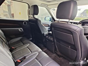 Land Rover Discovery 3.0A HSE 7-Seater Sunroof