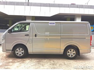 Toyota Hiace 3.0M