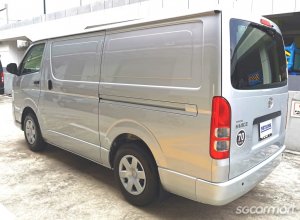 Toyota Hiace 3.0M