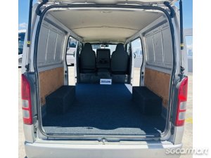 Toyota Hiace 3.0M