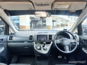 Toyota Wish 1.8A (COE till 01/2029)