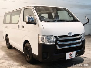 Toyota Hiace 2.8A DX