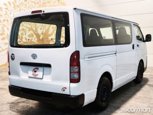 Toyota Hiace 2.8A DX