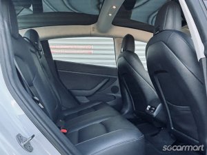 Tesla Model 3 Electric Standard Range RWD